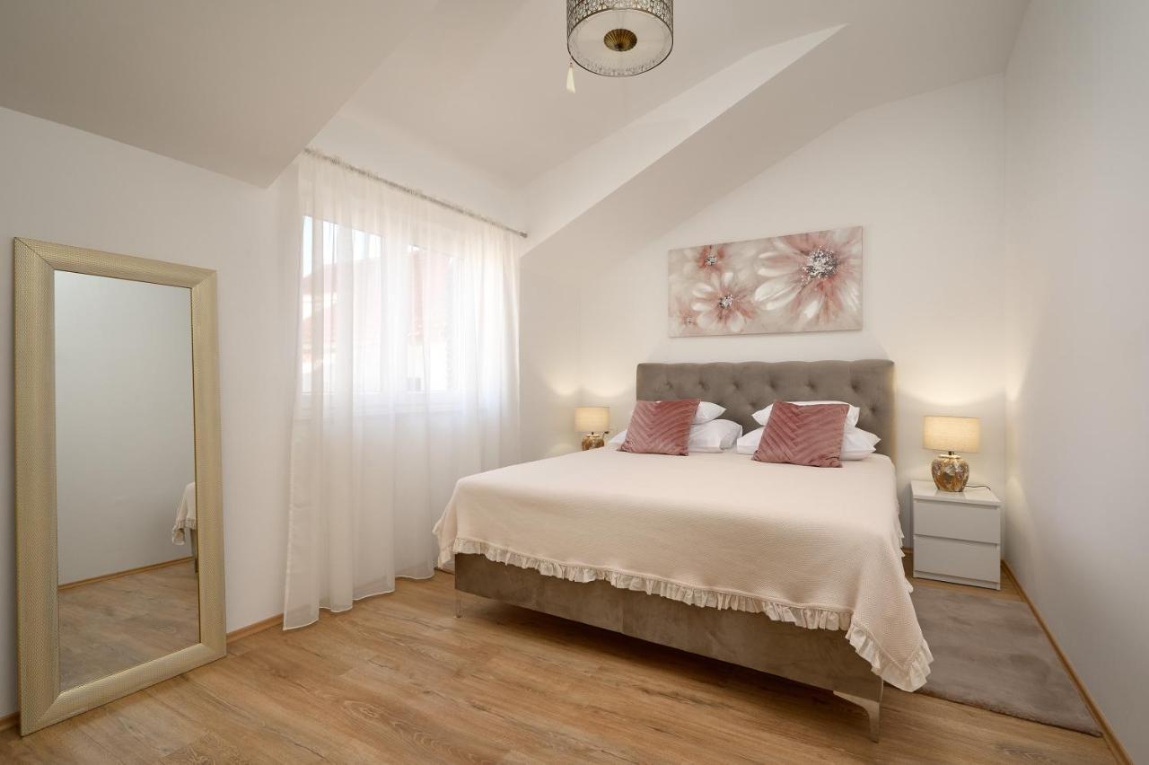 Zora Residence Kaštela Kültér fotó